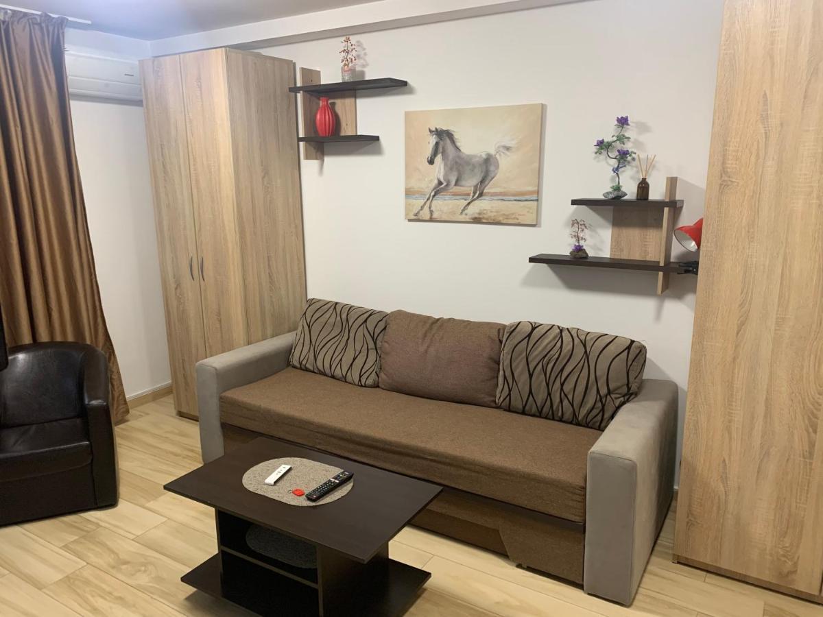 Studio Militari Residence Mr_1 Roşu Extérieur photo